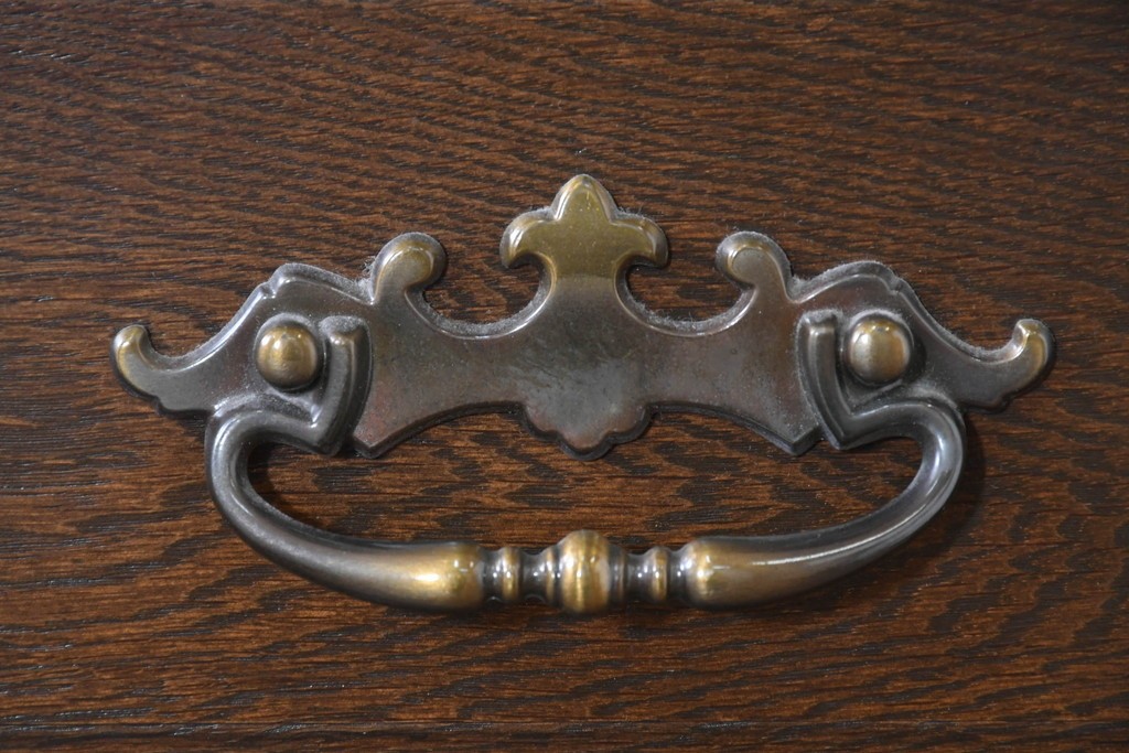中古　超美品　使用感ほぼなし　横浜クラシック家具　ノックオンウッド(knockonwood)　クラシカルな引手金具のトールチェスト　定価約28万円　(R-086386)