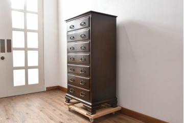 中古　超美品　使用感ほぼなし　横浜クラシック家具　ノックオンウッド(knockonwood)　クラシカルな引手金具のトールチェスト　定価約28万円　(R-086386)