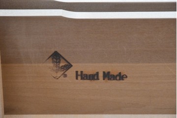 中古　超美品　使用感ほぼなし　横浜クラシック家具　ノックオンウッド(knockonwood)　クラシカルな引手金具のトールチェスト　定価約28万円　(R-086386)