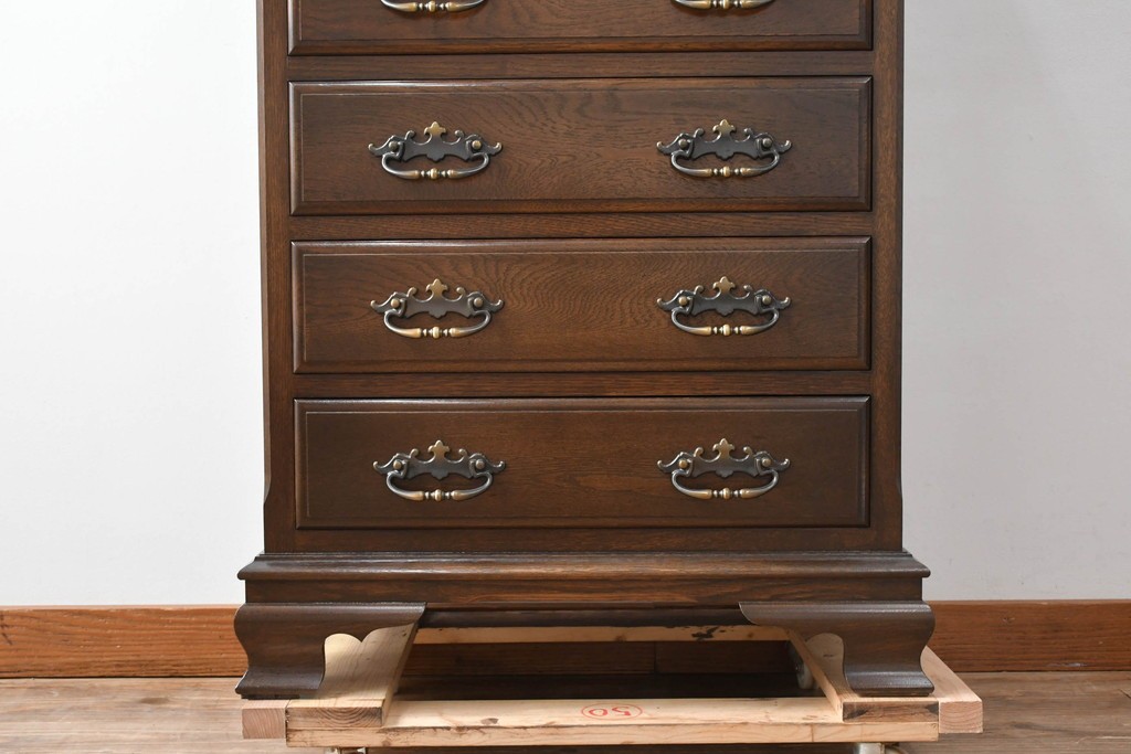 中古　超美品　使用感ほぼなし　横浜クラシック家具　ノックオンウッド(knockonwood)　クラシカルな引手金具のトールチェスト　定価約28万円　(R-086386)