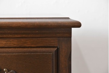 中古　超美品　使用感ほぼなし　横浜クラシック家具　ノックオンウッド(knockonwood)　クラシカルな引手金具のトールチェスト　定価約28万円　(R-086386)