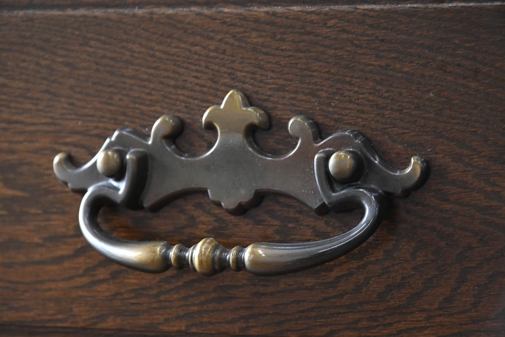 中古　超美品　使用感ほぼなし　横浜クラシック家具　ノックオンウッド(knockonwood)　クラシカルな引手金具のトールチェスト　定価約28万円　(R-086386)