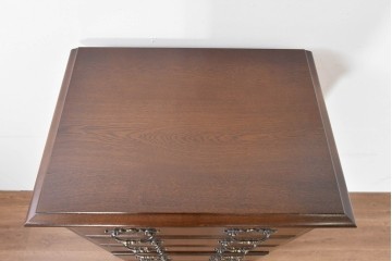 中古　超美品　使用感ほぼなし　横浜クラシック家具　ノックオンウッド(knockonwood)　クラシカルな引手金具のトールチェスト　定価約28万円　(R-086387)