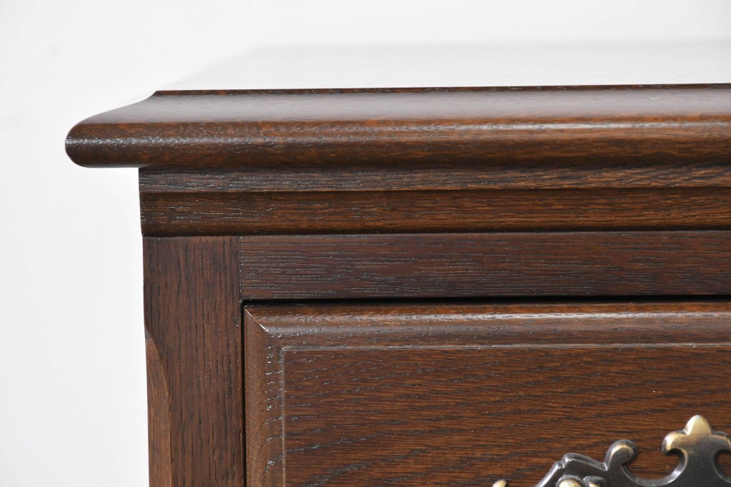 中古　超美品　使用感ほぼなし　横浜クラシック家具　ノックオンウッド(knockonwood)　クラシカルな引手金具のトールチェスト　定価約28万円　(R-086387)