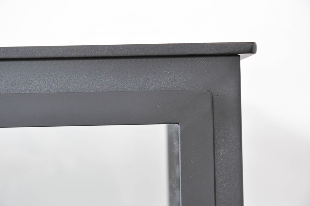 中古　モデルルーム展示品　重量約110kg　高級な逸品!　職人手作りのアイアンフレームが目を引くガラスショーケース　定価約45万円　(R-086390)