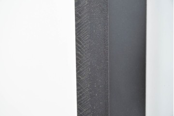 中古　モデルルーム展示品　重量約110kg　高級な逸品!　職人手作りのアイアンフレームが目を引くガラスショーケース　定価約45万円　(R-086390)