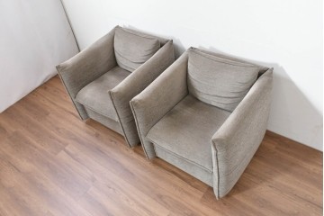 中古　Vitra(ヴィトラ)　Mariposa Club(マリポサ クラブ) 　包み込むようなフォルムの1人掛けアームチェア2脚セット　定価(2脚合計)約84万円　(R-086392)