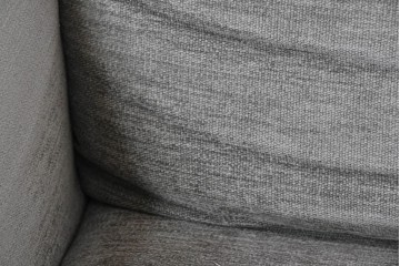 中古　Vitra(ヴィトラ)　Mariposa Club(マリポサ クラブ) 　包み込むようなフォルムの1人掛けアームチェア2脚セット　定価(2脚合計)約84万円　(R-086392)