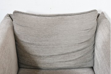 中古　Vitra(ヴィトラ)　Mariposa Club(マリポサ クラブ) 　包み込むようなフォルムの1人掛けアームチェア2脚セット　定価(2脚合計)約84万円　(R-086392)