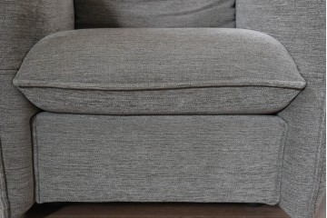 中古　Vitra(ヴィトラ)　Mariposa Club(マリポサ クラブ) 　包み込むようなフォルムの1人掛けアームチェア2脚セット　定価(2脚合計)約84万円　(R-086392)