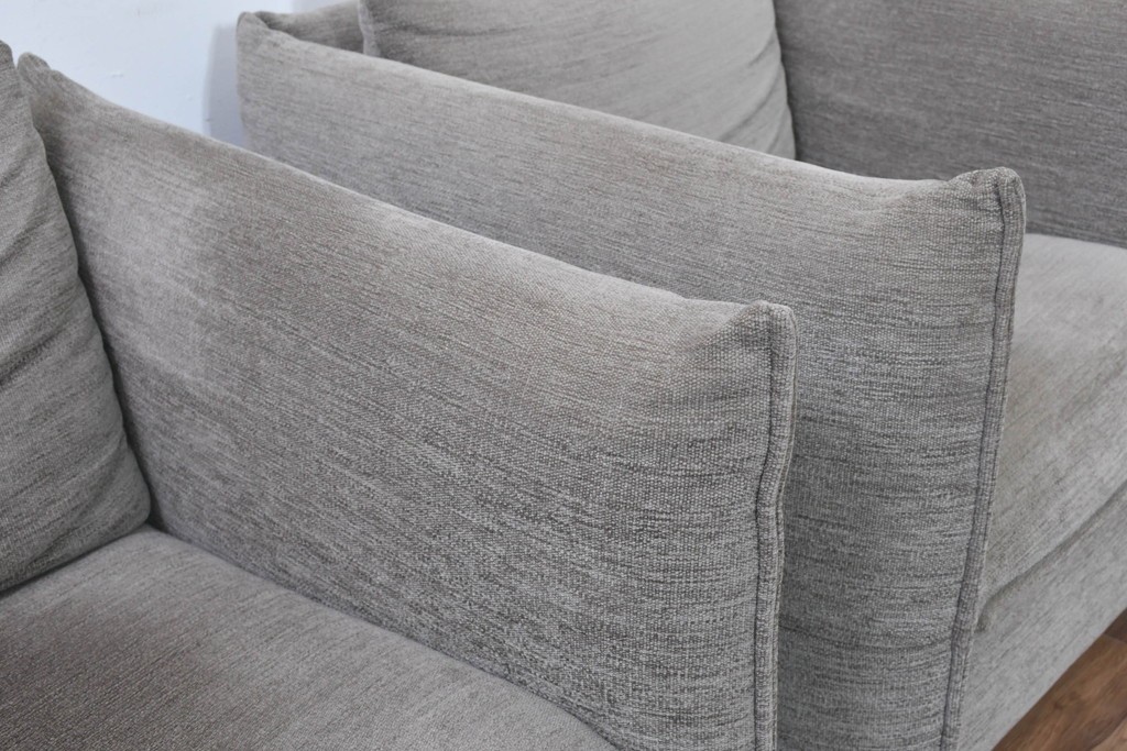 中古　Vitra(ヴィトラ)　Mariposa Club(マリポサ クラブ) 　包み込むようなフォルムの1人掛けアームチェア2脚セット　定価(2脚合計)約84万円　(R-086392)