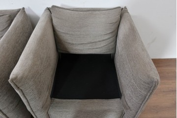 中古　Vitra(ヴィトラ)　Mariposa Club(マリポサ クラブ) 　包み込むようなフォルムの1人掛けアームチェア2脚セット　定価(2脚合計)約84万円　(R-086392)