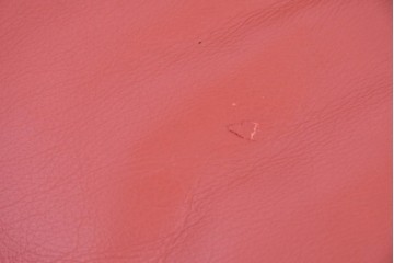 ヴィンテージ　リプロダクト品　Cassina(カッシーナ)　MARALUNGA(マラルンガ)　本革　視線を引き付ける赤レザーの3人掛けソファ　(R-086393)