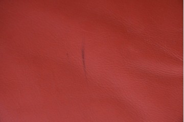 ヴィンテージ　リプロダクト品　Cassina(カッシーナ)　MARALUNGA(マラルンガ)　本革　視線を引き付ける赤レザーの3人掛けソファ　(R-086393)