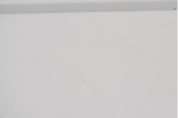 中古　美品　展示品　de Sede(デセデ)　DS-7　本革(ナッパレザー)　ミニマルな造形が美しいオフホワイトのソファ　定価約250万円　(R-086396)