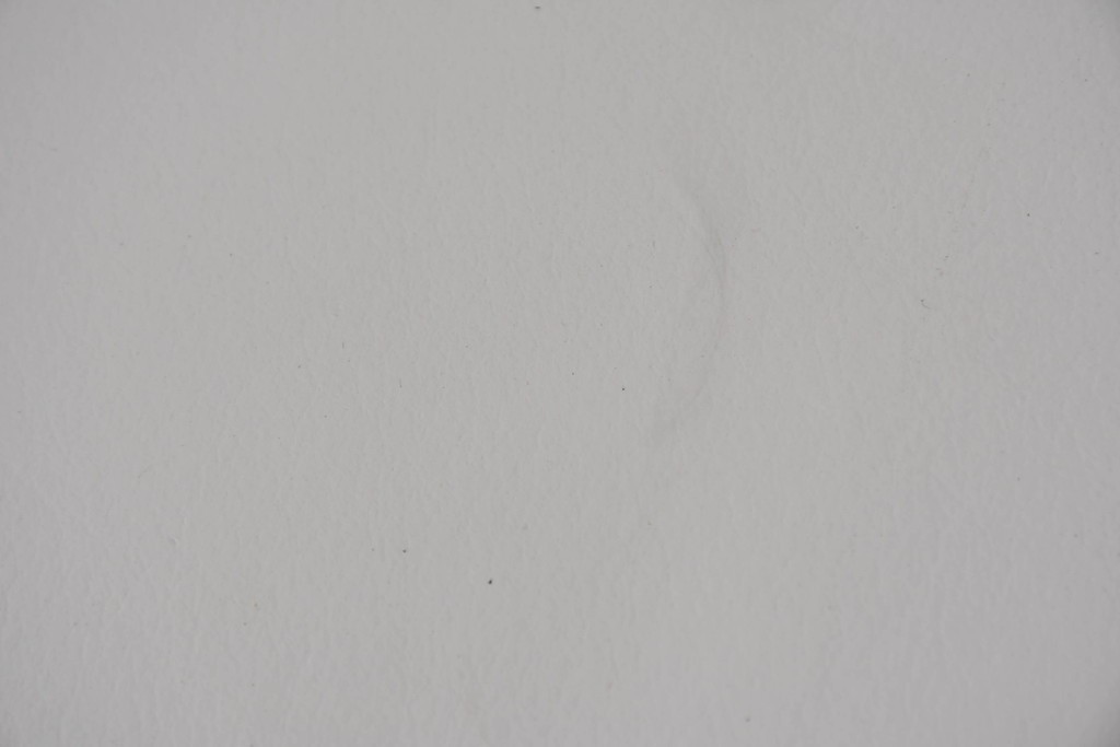 中古　美品　展示品　de Sede(デセデ)　DS-7　本革(ナッパレザー)　ミニマルな造形が美しいオフホワイトのソファ　定価約250万円　(R-086396)