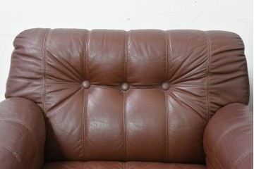 和製ヴィンテージ　maruni(マルニ木工)　希少　オールドマルニ　ボタン留めキルティングが上品な本革1Pソファ2脚セット　(R-086397)