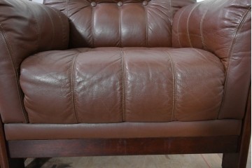 和製ヴィンテージ　maruni(マルニ木工)　希少　オールドマルニ　ボタン留めキルティングが上品な本革1Pソファ2脚セット　(R-086397)