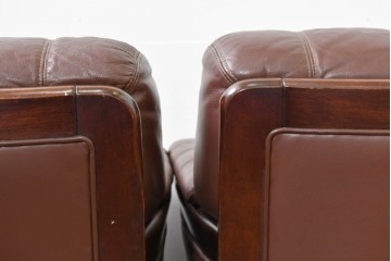 和製ヴィンテージ　maruni(マルニ木工)　希少　オールドマルニ　ボタン留めキルティングが上品な本革1Pソファ2脚セット　(R-086397)