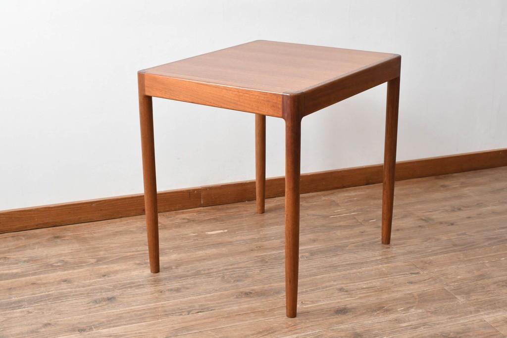 和製ヴィンテージ　激レア!　青林製作所　Tiffany(ティファニー)　チーク無垢材　希少な小型サイズのエクステンションテーブル　(R-086398)