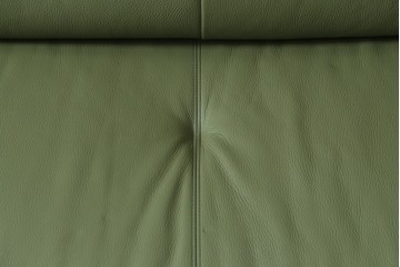 中古　美品　カリモク家具(karimoku)　Chitano(チターノ)　木製フレームがアクセントのレザーソファ　定価約29万円　(R-086400)