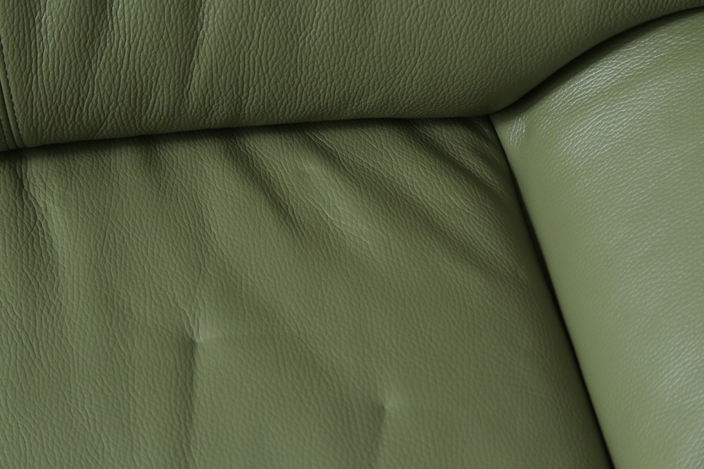 中古　美品　カリモク家具(karimoku)　Chitano(チターノ)　木製フレームがアクセントのレザーソファ　定価約29万円　(R-086400)