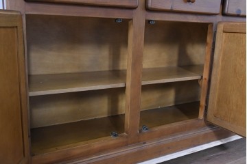 中古　美品　ACTUS(アクタス)取り扱い　バレンシアシリーズ　パイン材　花柄タイルが可愛らしいカップボード　(R-086402)