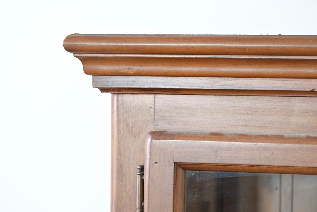 中古　美品　ACTUS(アクタス)取り扱い　バレンシアシリーズ　パイン材　花柄タイルが可愛らしいカップボード　(R-086402)