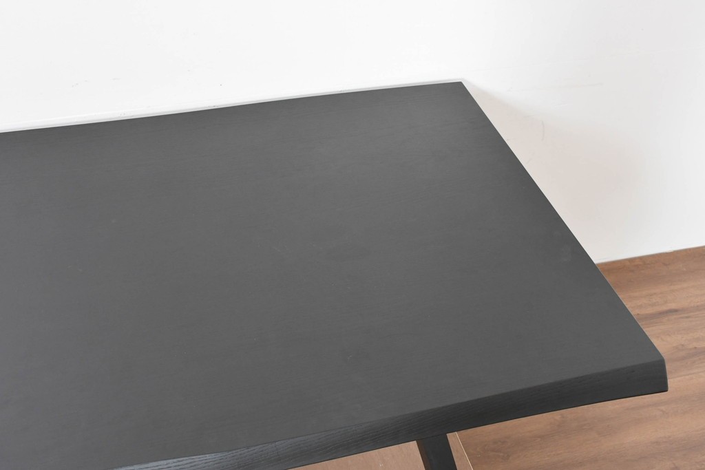 中古　超美品　モデルルーム展示品　希少な廃番品　calligaris(カリガリス)　フォルムの美しいジャングルダイニングテーブル　定価約42万円　(R-086403)