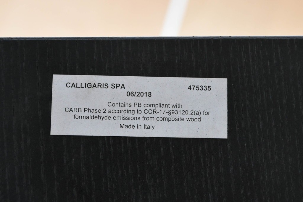 中古　超美品　モデルルーム展示品　希少な廃番品　calligaris(カリガリス)　フォルムの美しいジャングルダイニングテーブル　定価約42万円　(R-086403)