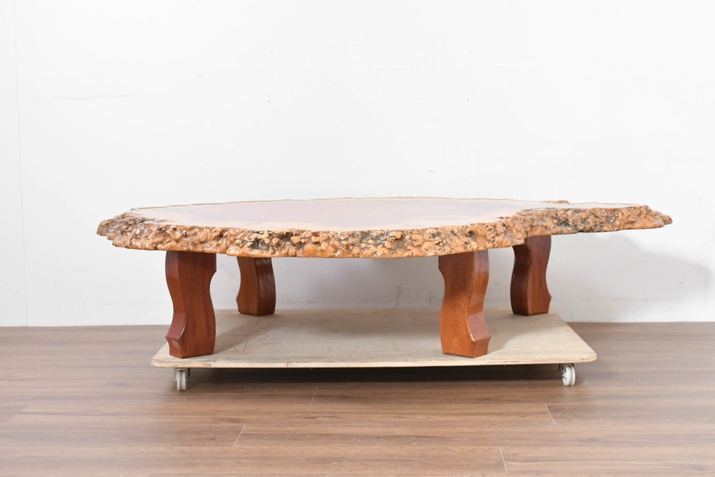 和製ヴィンテージ　花梨(カリン)材　天板の鳥眼杢と自然な輪郭が魅力の座卓　(R-086404)