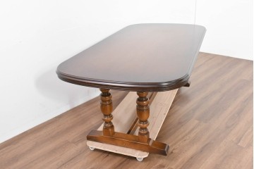 中古　美品　カリモク家具(karimoku)　COLONIAL(コロニアル)シリーズ　挽物脚のダイニングテーブル　(R-086405)