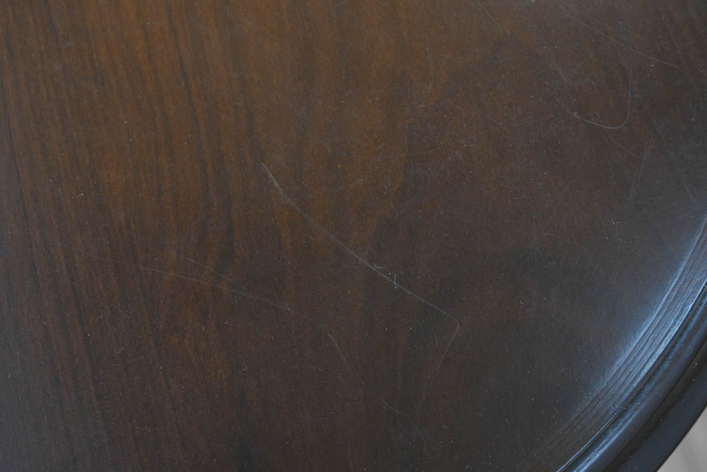 中古　美品　カリモク家具(karimoku)　COLONIAL(コロニアル)シリーズ　挽物脚のダイニングテーブル　(R-086405)