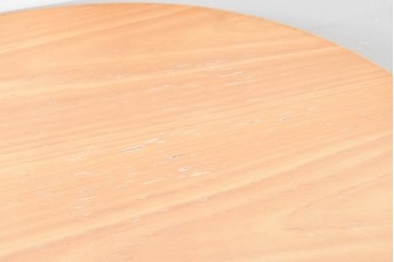 デンマークヴィンテージ　FRITZ HANSEN(フリッツハンセン)　数学的曲線でデザインされたスーパー円テーブル　現行定価約34万円　(R-086406)