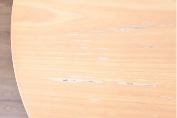 デンマークヴィンテージ　FRITZ HANSEN(フリッツハンセン)　数学的曲線でデザインされたスーパー円テーブル　現行定価約34万円　(R-086406)