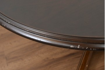 中古　美品　カリモク家具(karimoku)　COLONIAL(コロニアル)シリーズ　挽き物脚の丸型ダイニングテーブル　(R-086408)