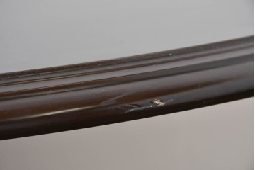 中古　美品　カリモク家具(karimoku)　COLONIAL(コロニアル)シリーズ　挽き物脚の丸型ダイニングテーブル　(R-086408)