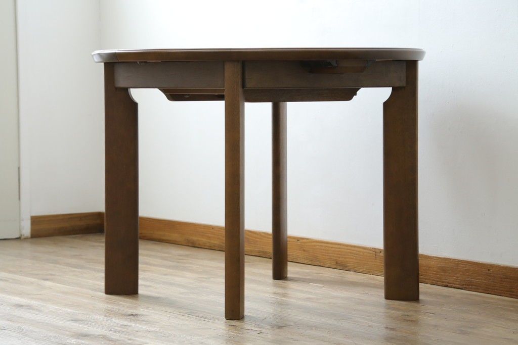 中古　希少な廃番品　maruni(マルニ木工)　オールドマルニ　角の取れたフォルムが魅力のエクステンションラウンドテーブル　(R-086409)