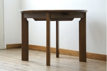 中古　希少な廃番品　maruni(マルニ木工)　オールドマルニ　角の取れたフォルムが魅力のエクステンションラウンドテーブル　(R-086409)