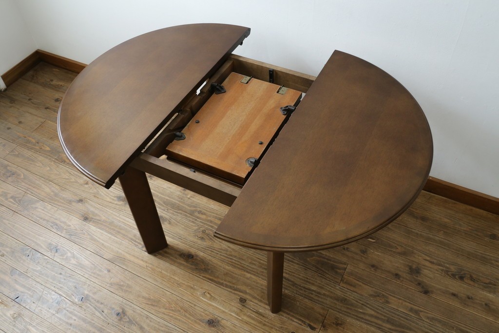 中古　希少な廃番品　maruni(マルニ木工)　オールドマルニ　角の取れたフォルムが魅力のエクステンションラウンドテーブル　(R-086409)