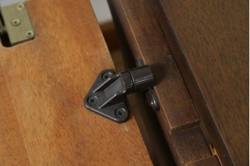 中古　希少な廃番品　maruni(マルニ木工)　オールドマルニ　角の取れたフォルムが魅力のエクステンションラウンドテーブル　(R-086409)