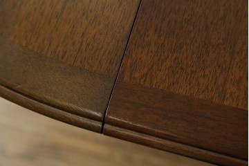 中古　希少な廃番品　maruni(マルニ木工)　オールドマルニ　角の取れたフォルムが魅力のエクステンションラウンドテーブル　(R-086409)