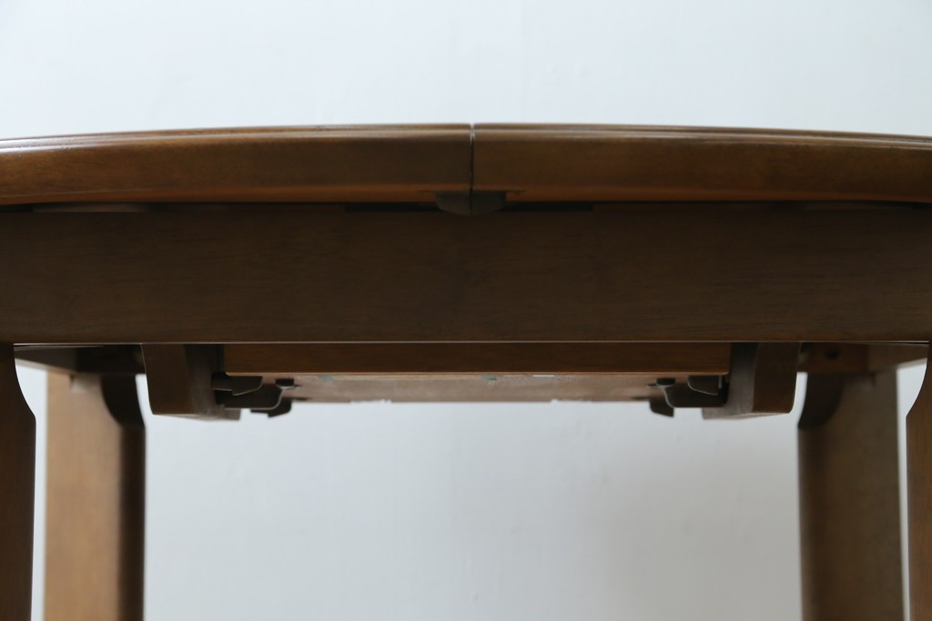 中古　希少な廃番品　maruni(マルニ木工)　オールドマルニ　角の取れたフォルムが魅力のエクステンションラウンドテーブル　(R-086409)