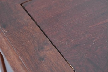 和製ヴィンテージ　花梨(カリン)材　艶やかな表面仕上げの猫脚チェスト　(R-086410)