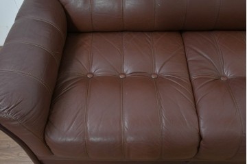 和製ヴィンテージ　maruni(マルニ木工)　オールドマルニ　ボタン留めキルティングが上品な本革ソファ　(R-086411)