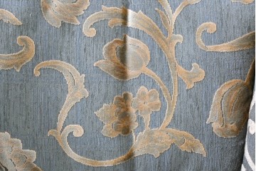 中古　maruni(マルニ木工)　地中海ロイヤルシリーズ(ROYAL)　シャルル　上品なジャガード織りのラウンジチェア　定価約30万円　(R-086412)