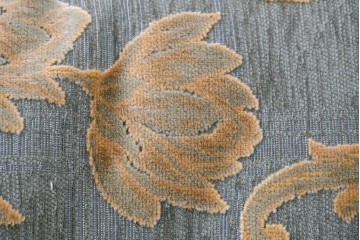 中古　maruni(マルニ木工)　地中海ロイヤルシリーズ(ROYAL)　シャルル　上品なジャガード織りのラウンジチェア　定価約30万円　(R-086412)