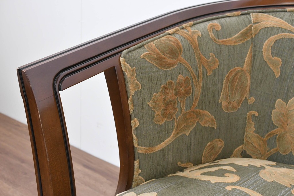 中古　maruni(マルニ木工)　地中海ロイヤルシリーズ(ROYAL)　シャルル　上品なジャガード織りのラウンジチェア　定価約30万円　(R-086412)