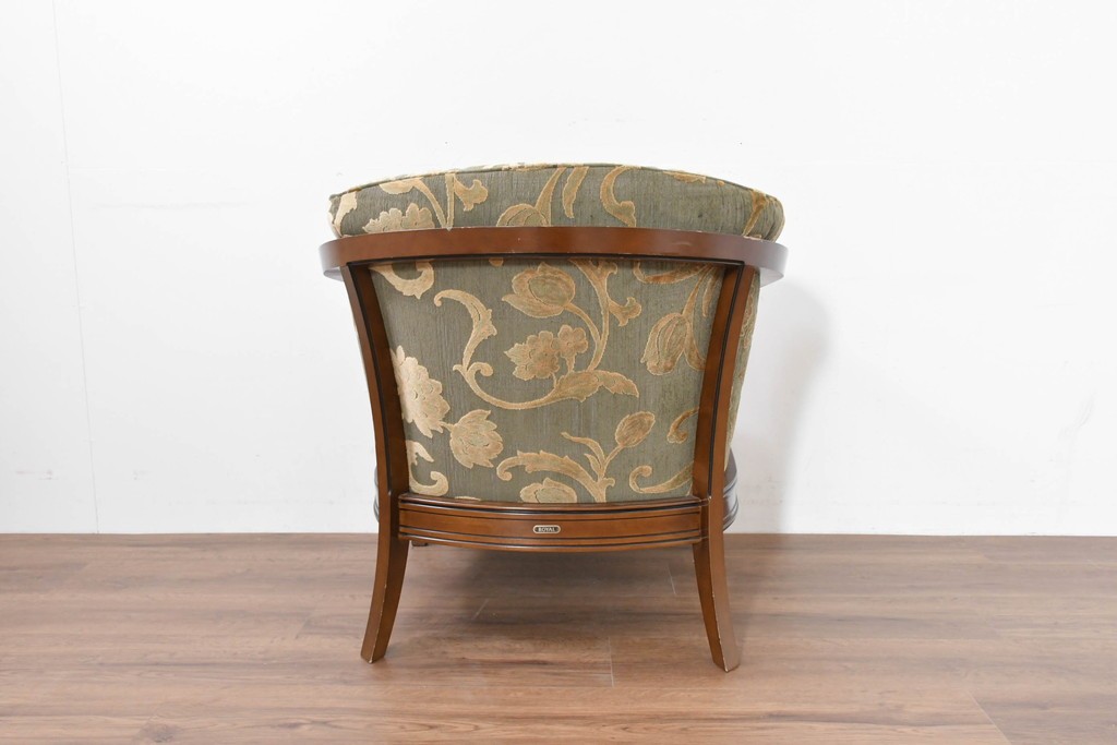 中古　maruni(マルニ木工)　地中海ロイヤルシリーズ(ROYAL)　シャルル　上品なジャガード織りのラウンジチェア　定価約30万円　(R-086412)