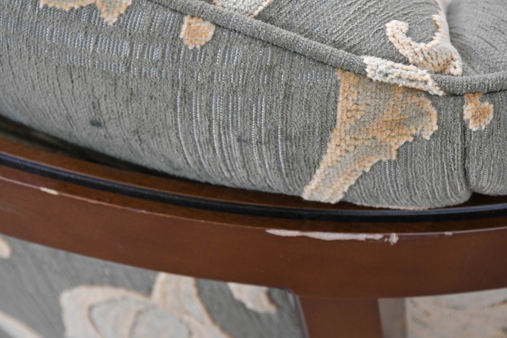 中古　maruni(マルニ木工)　地中海ロイヤルシリーズ(ROYAL)　シャルル　上品なジャガード織りのラウンジチェア　定価約30万円　(R-086412)